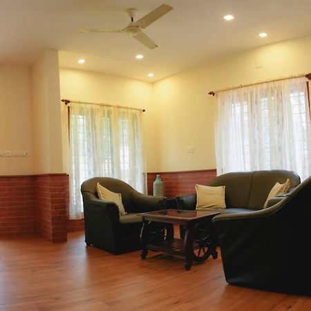 Waves And Shores Beach Villa Mararikulam Exterior foto