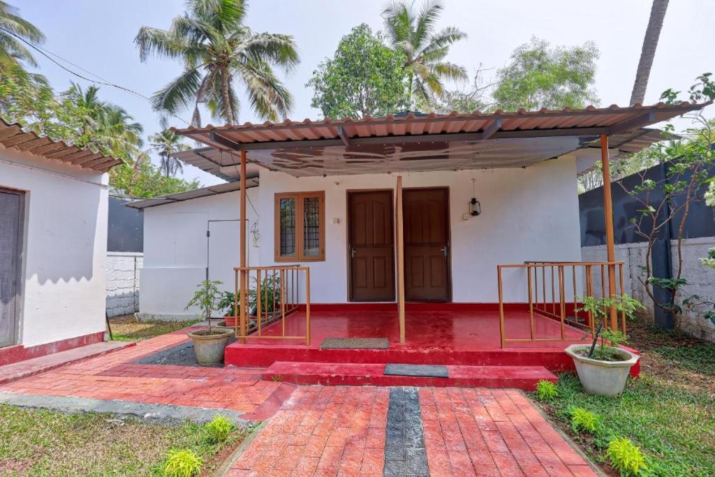 Waves And Shores Beach Villa Mararikulam Exterior foto